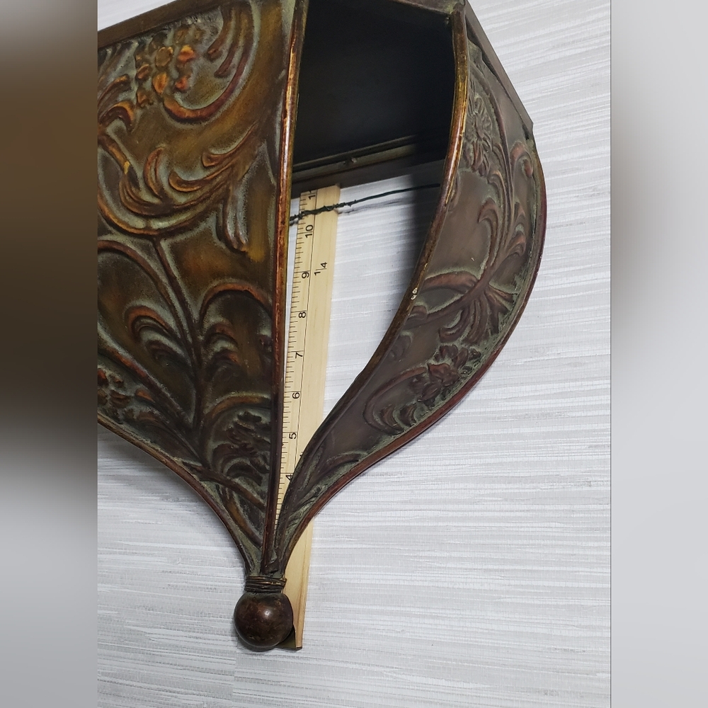 Large Ornate Tuscan Style Metal Wall Sconce 12" x 11" x 6" - Picture 10 of 10